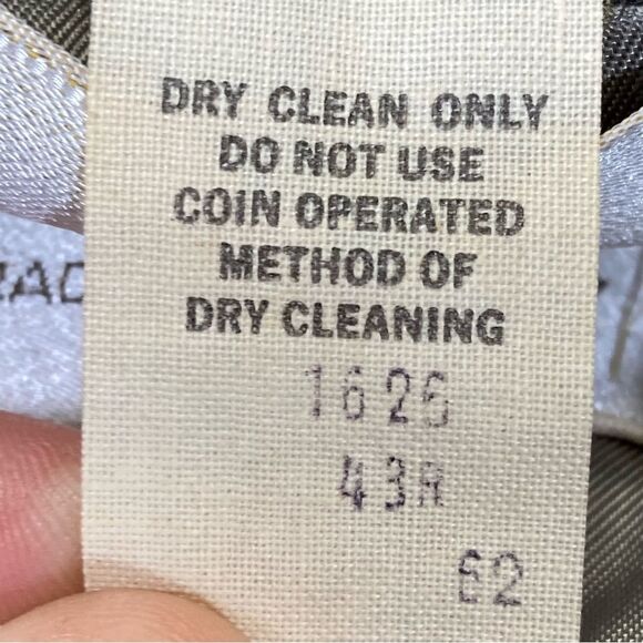 Vintage Dawahares Tweed 2 Button Sportscoat, size 43R, 3 Turtleshell Arm Buttons - Picture 4 of 6